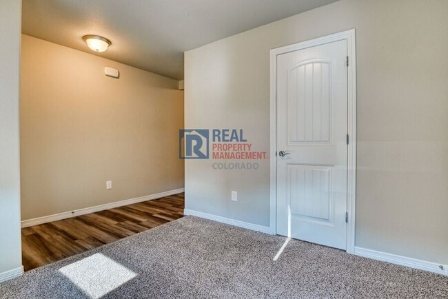 Building Photo - 6712 Skuna Dr