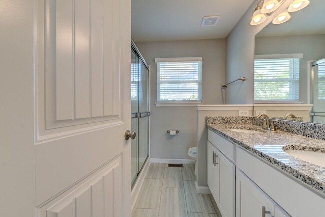 Building Photo - Beautifully Custom Crafted 2-Story Home 3 ...