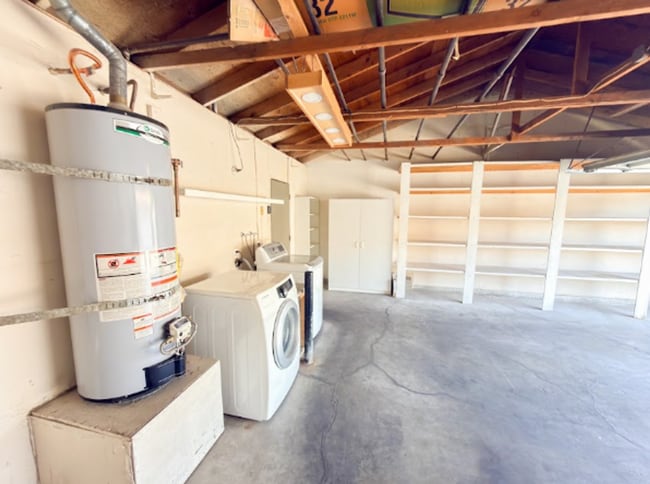 Building Photo - 15224 Shadybend Dr