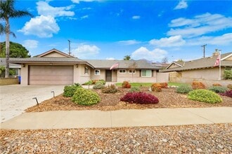 Building Photo - 1277 W 14th St