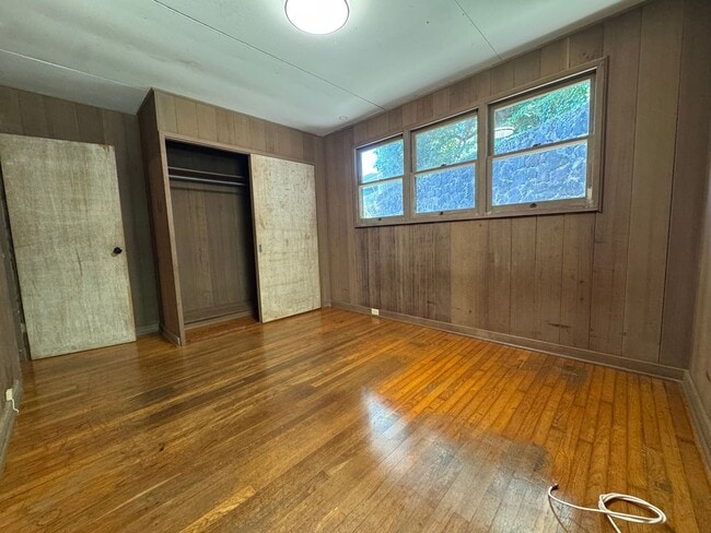 Building Photo - 2548 Ferdinand Ave