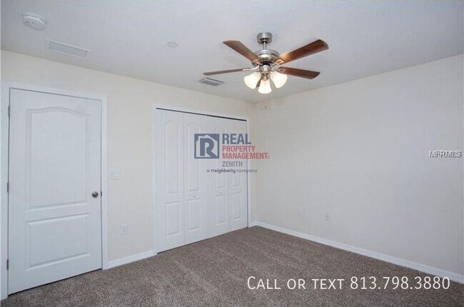 Building Photo - 2522 Lexington Oak Dr