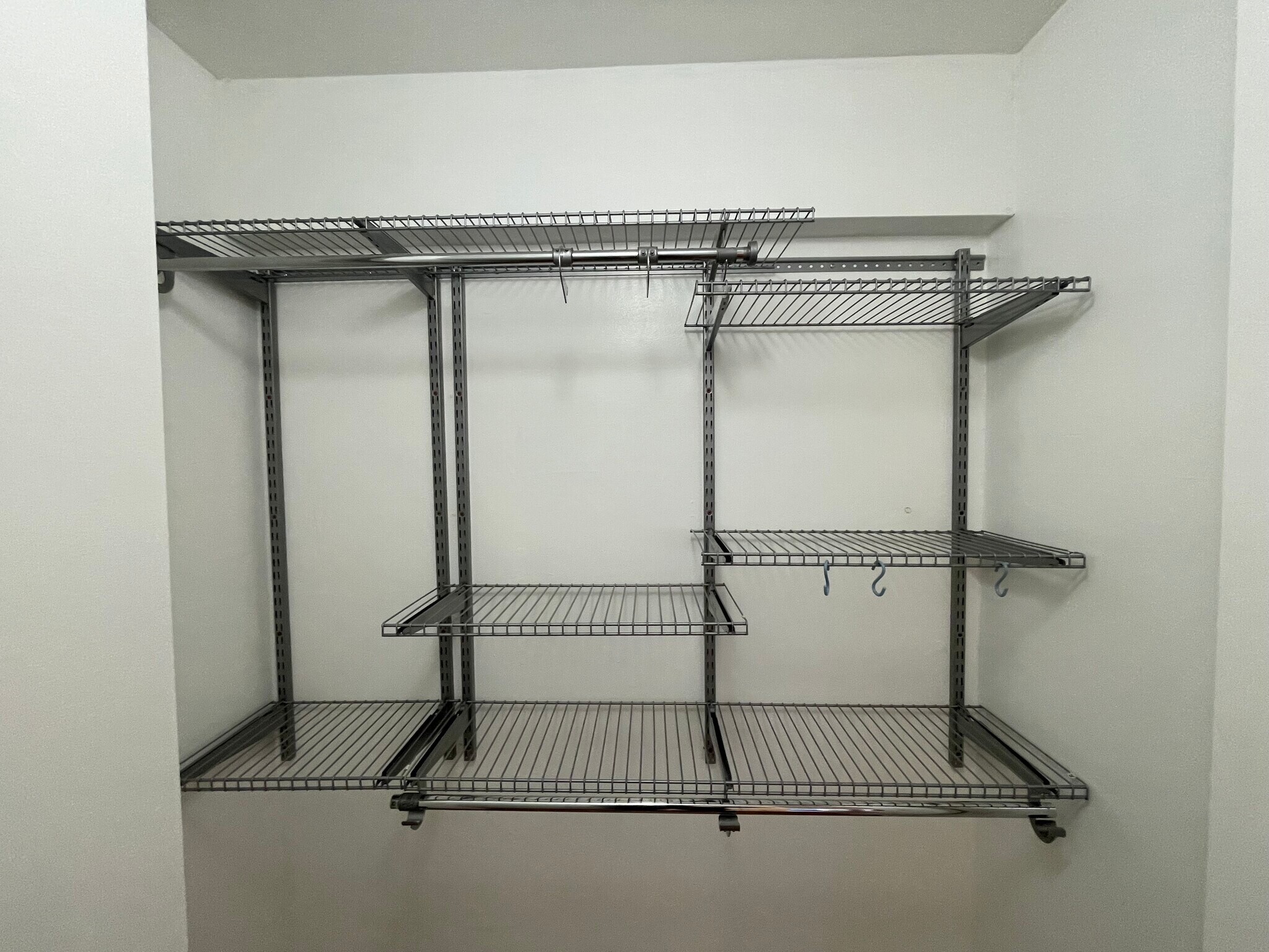 Building Photo - 1460 N Sandburg Ter