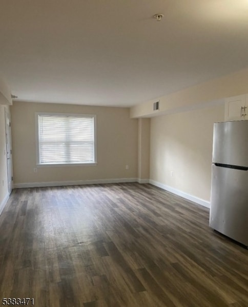 Building Photo - 290 3rd St