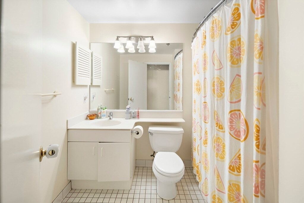 Building Photo - 950 Massachusetts Ave