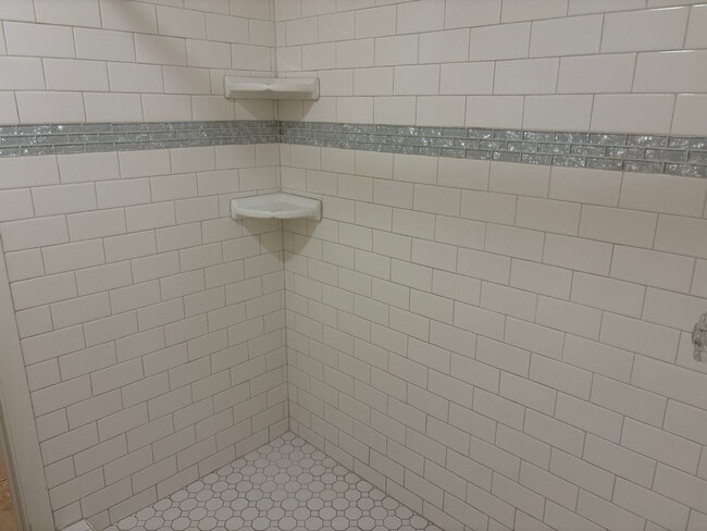 Building Photo - Northeast Condo