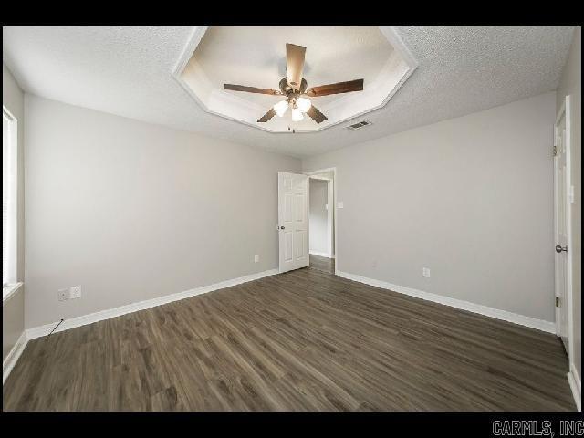 Building Photo - 21 Matthews Ln