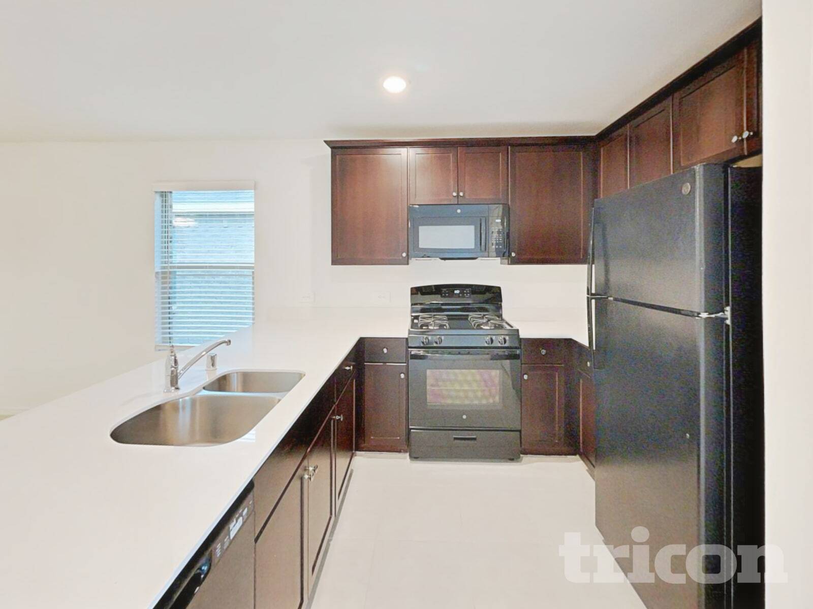 Building Photo - 812 Odlozil Ln