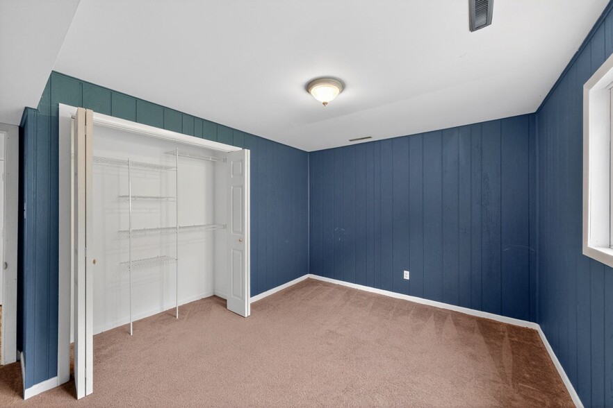 Building Photo - 3561 Sunrise Dr
