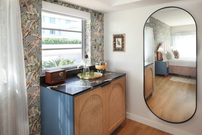 Building Photo - 1200 Ocean Dr