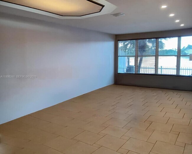 Building Photo - 6814 NW 107th Pl