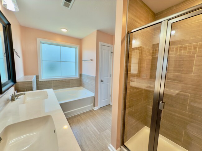 Building Photo - 1325 Millet Dr