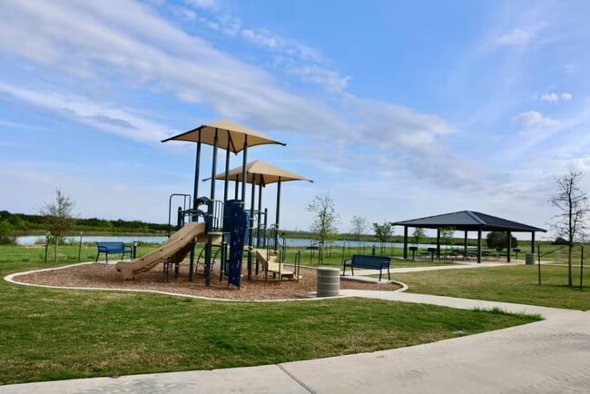 Building Photo - 217 Turnbuckle Bnd