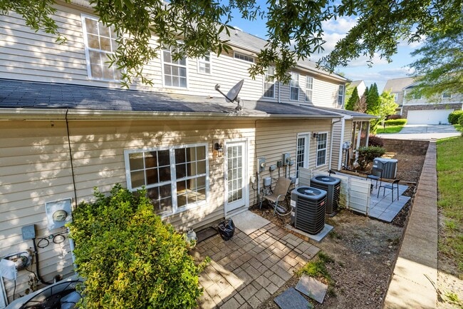 Building Photo - 2713 Grain Mill Ln