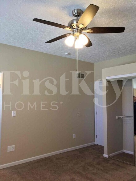 Building Photo - 4261 Timber Valley Dr