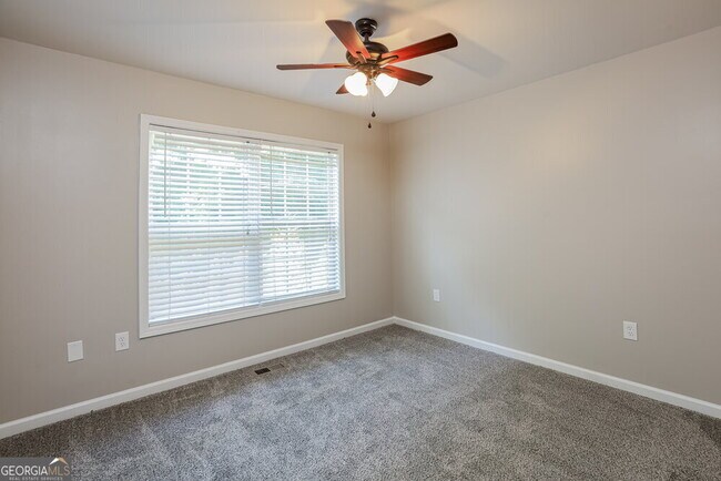 Building Photo - 6983 Pine Shadow Way