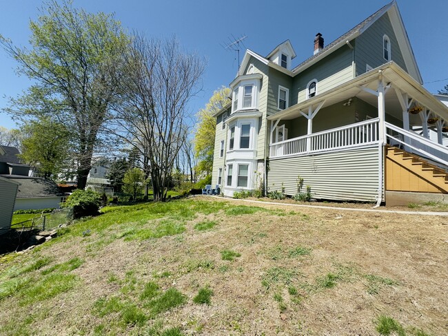 Building Photo - 7 Rockwood Ave