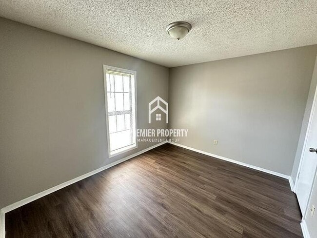 Building Photo - 4255 Moonfall Way