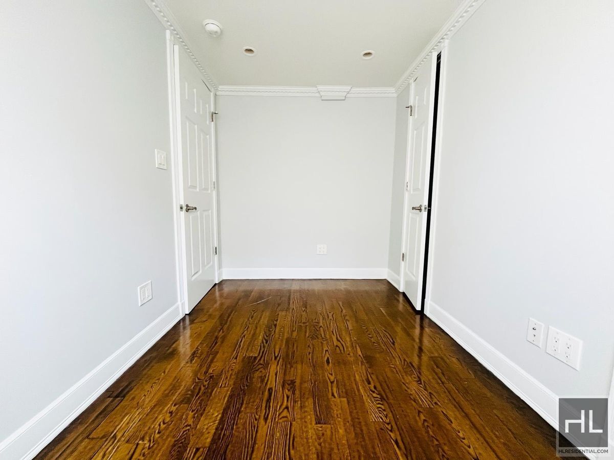 Building Photo - Avenue A
