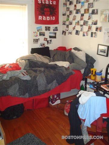 Building Photo - 104 Hammond St