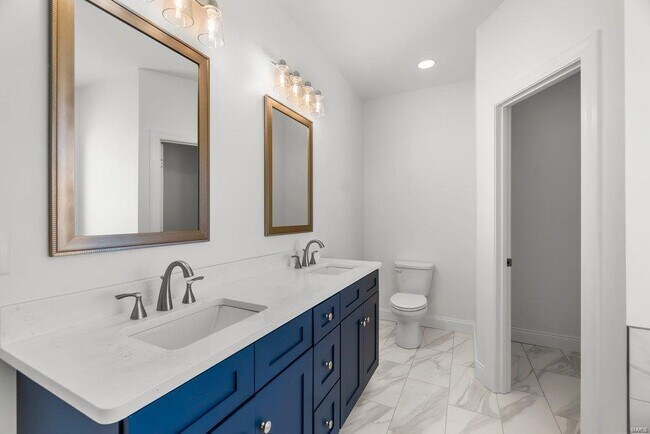 Building Photo - 4561 Kingston Ave