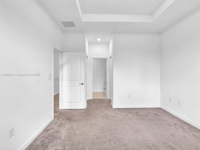 Building Photo - 20381 NW 4th Ave