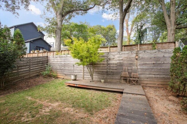Building Photo - 608 McGruder St NE
