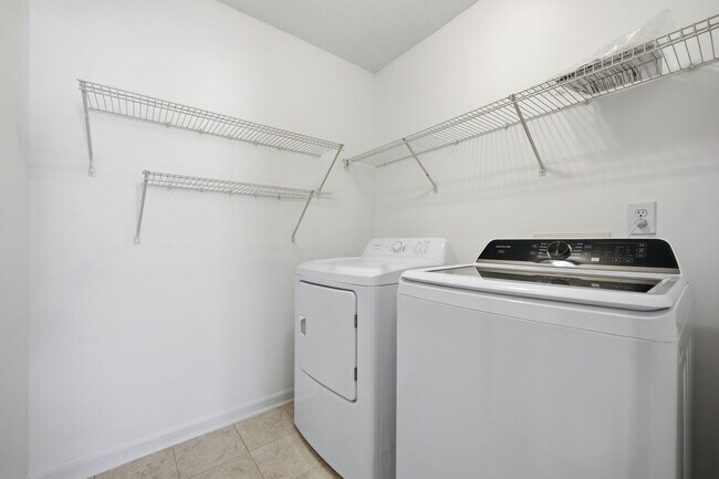 Building Photo - 3101 Sawyers Mill Dr