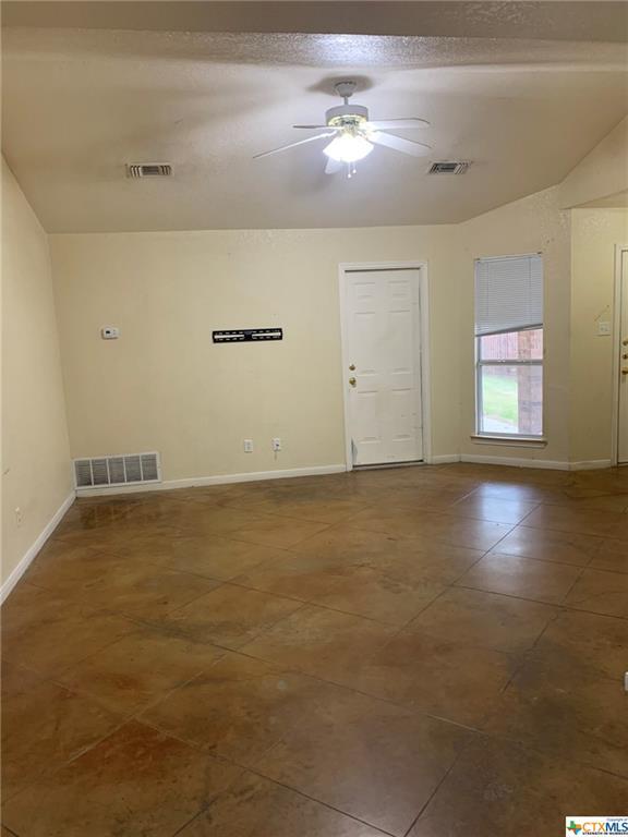 Building Photo - 1625 Pontotoc Trce