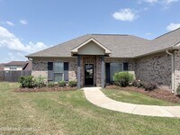 Building Photo - 531 Birchwood Blvd