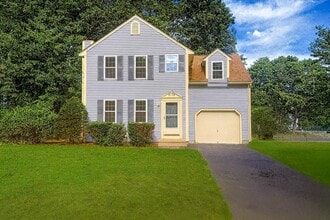 Building Photo - 5 Cabernet Ct