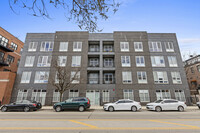 Building Photo - 2217 W Madison St