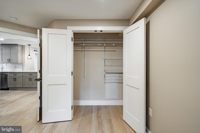 Building Photo - 530 Washington Ave