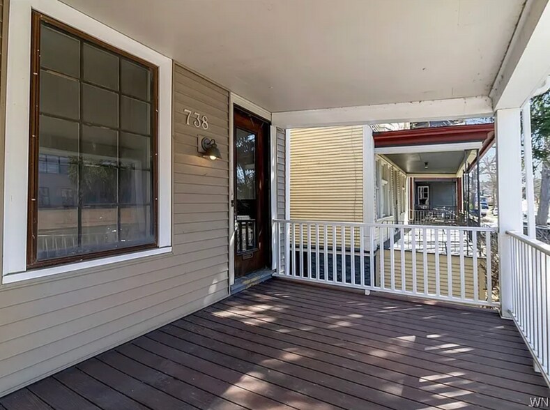 Building Photo - 738 Auburn Ave