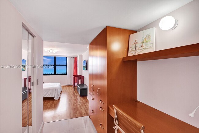 Building Photo - 2401 S Ocean Dr