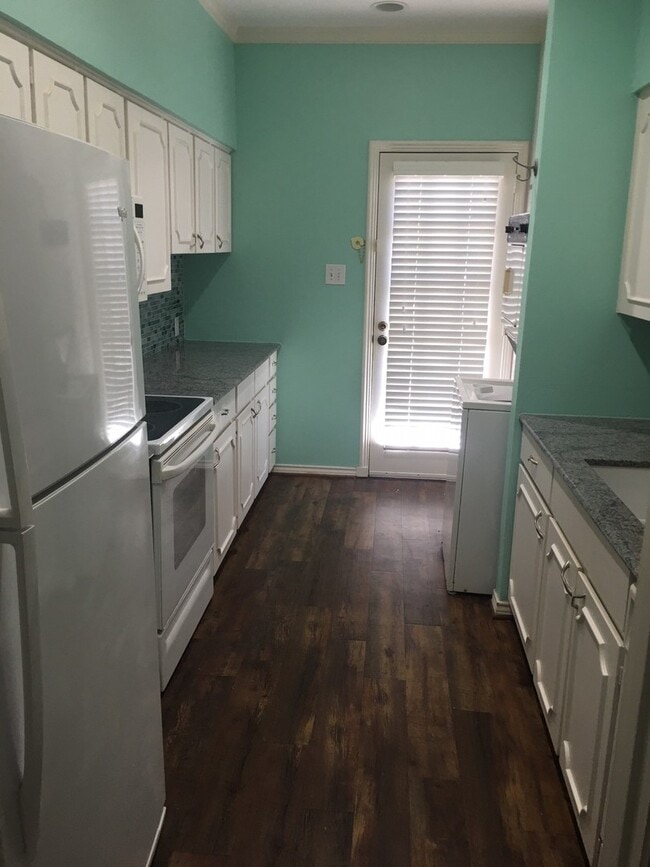 Building Photo - Royal Orleans Condo