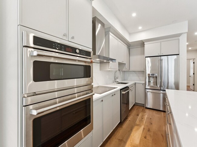 Building Photo - 1508 21st St NW