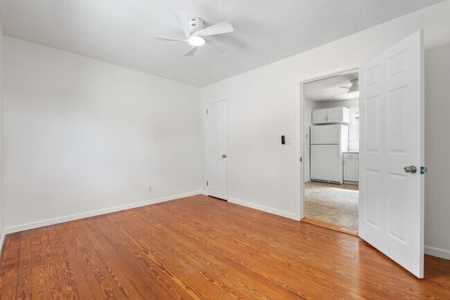 Building Photo - 49 Livingston Ave