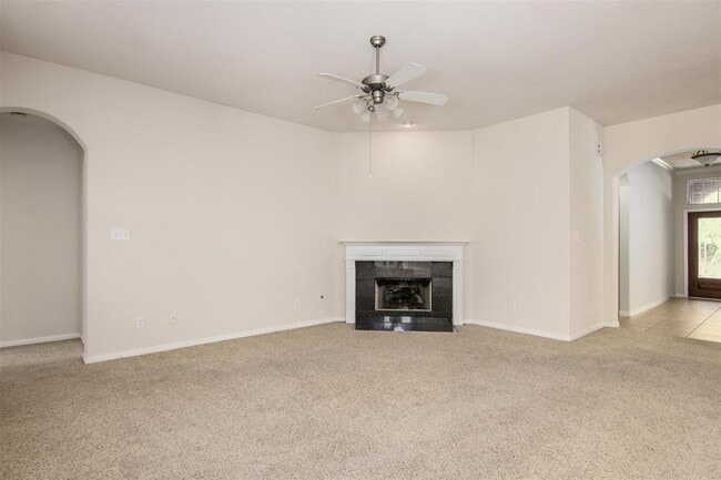 Building Photo - 25609 Tiverton Forest Ct