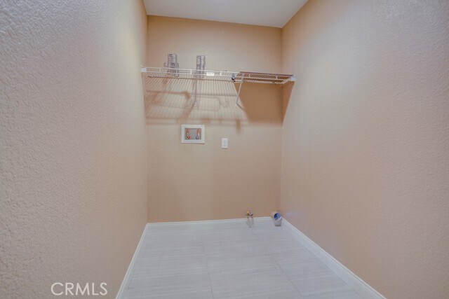 Building Photo - 6273 Long Cove Dr