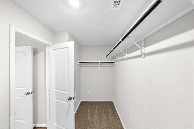 Building Photo - 3 Bedroom Rental in Convenient West San An...