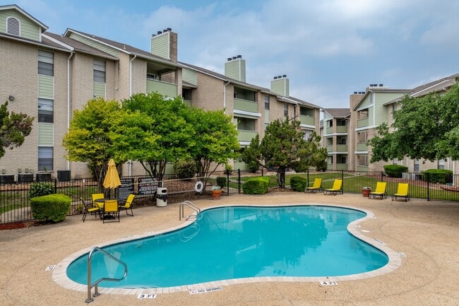 Building Photo - Palisades Park Apartments