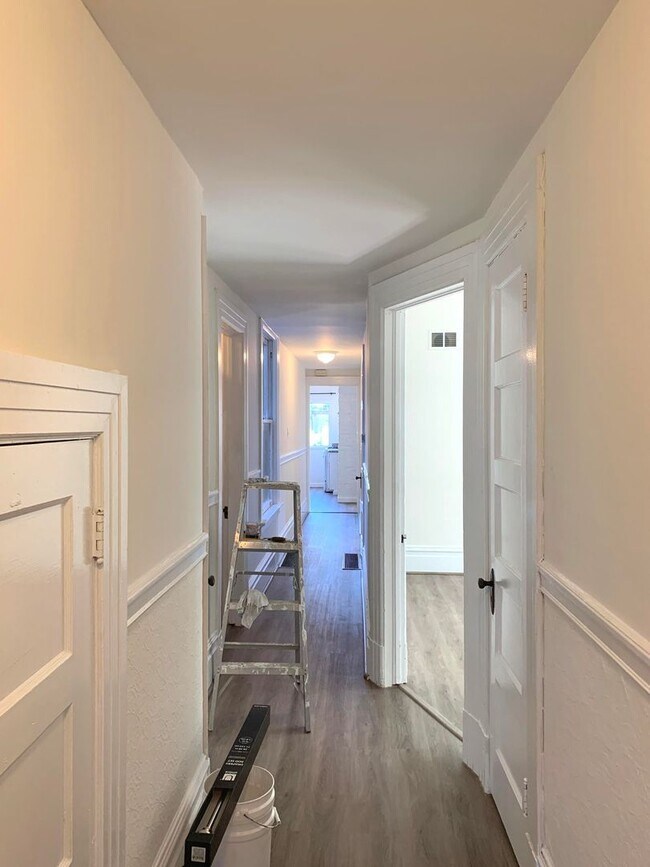 Building Photo - 756-758-758 8th Ave