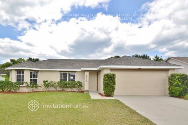 Building Photo - 1012 Feather Dr