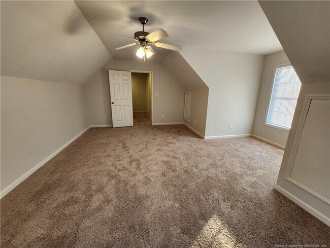 Building Photo - 2305 Gray Goose Loop
