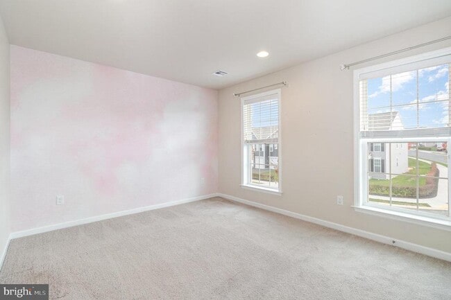 Building Photo - 1726 Bradley Dr