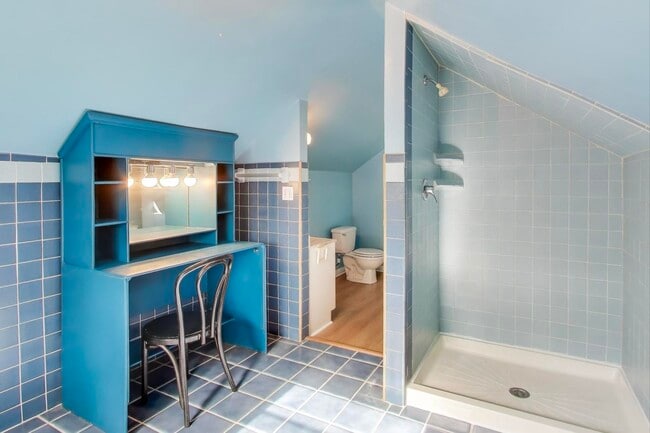 Building Photo - 1020 Harvard Terrace