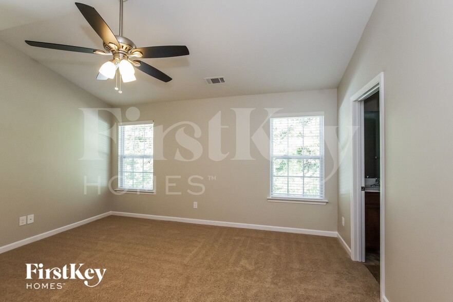 Building Photo - 7515 Niccoline Ln