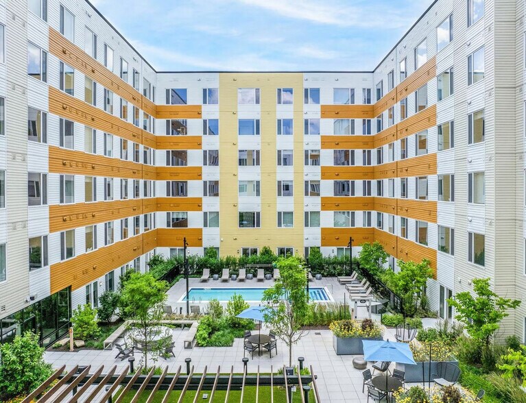 Building Photo - 102 Mill Rd