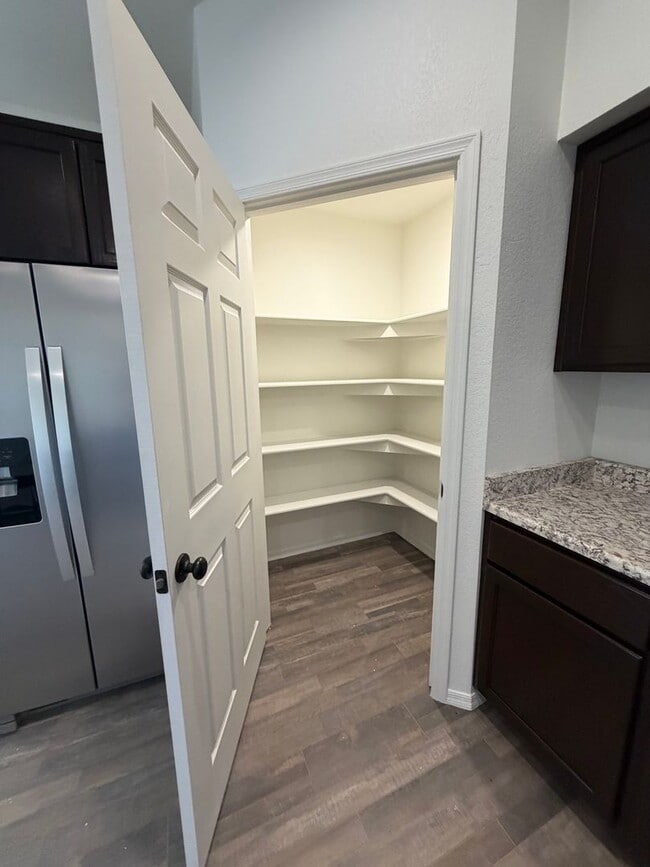 Building Photo - BRAND NEW TOWNHOME!